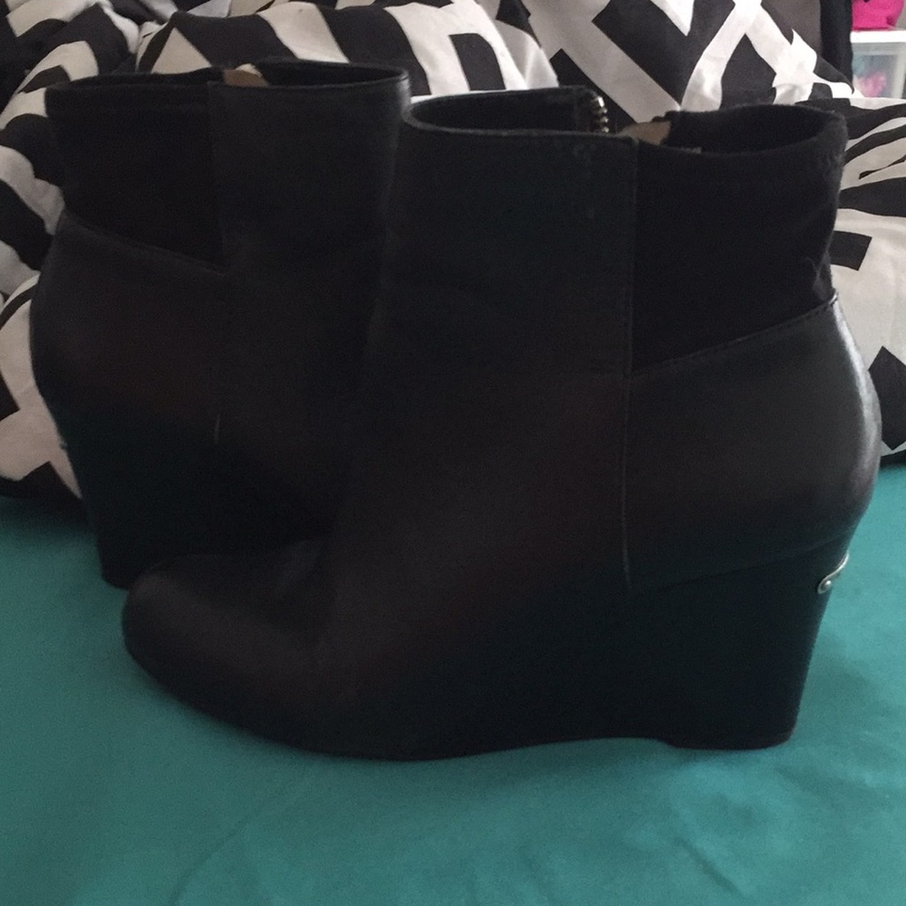 MK booties